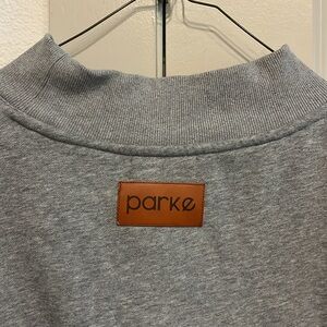 PARKE Classic Mockneck in Charcoal Size S/M